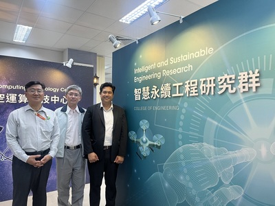 2025-10-30 賓德拉薩大學來訪，左至右為王金燦老師、李欣運院長及外賓